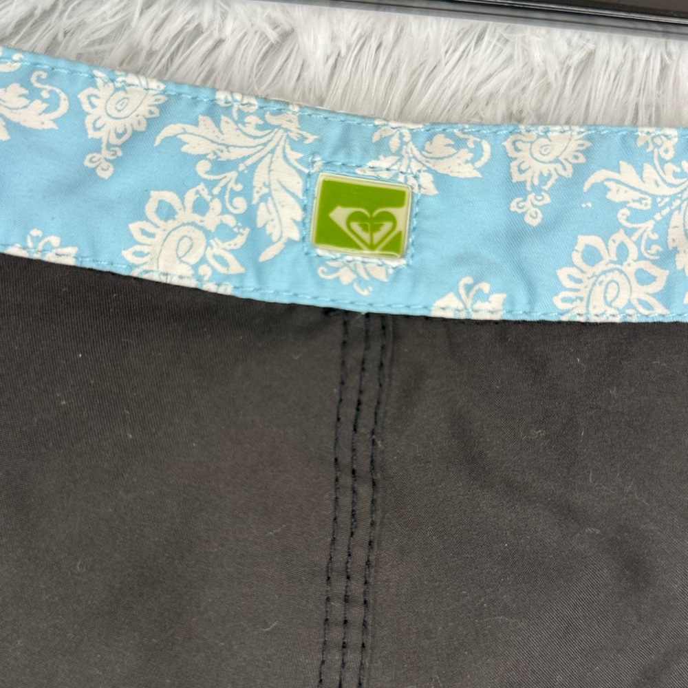 Roxy Black and Light Blue Board Shorts - Picture 14 of 16